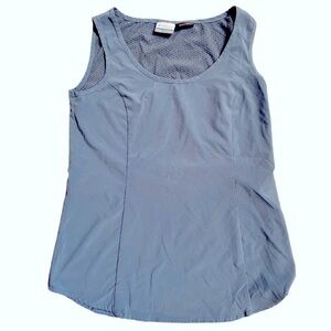 Women’s Columbia lightweight Omni wick tank size XS